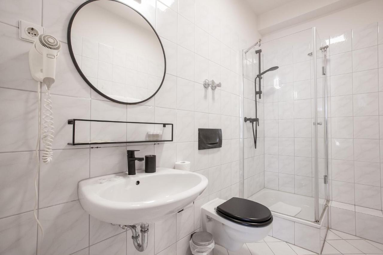 Tm Hotel Duesseldorf Bagian luar foto
