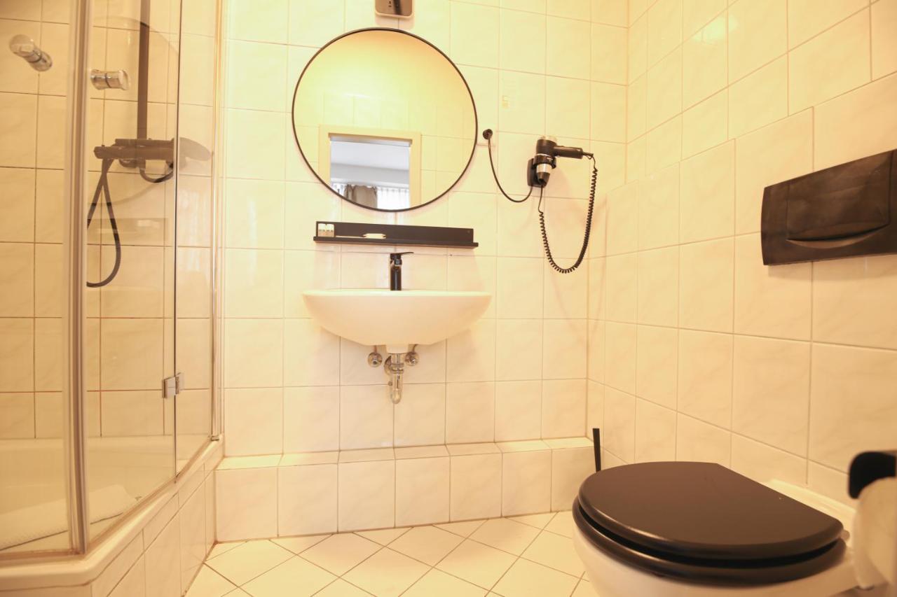 Tm Hotel Duesseldorf Bagian luar foto