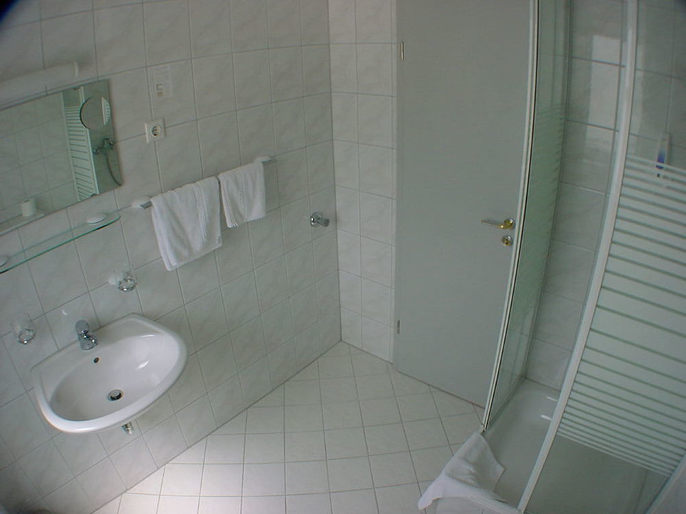 Tm Hotel Duesseldorf Bagian luar foto